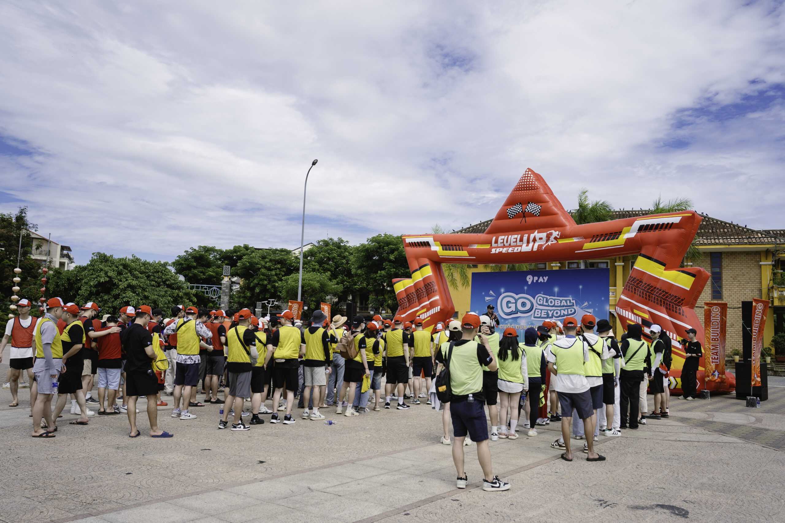 amazing-race-hoi-an-nguoi-viet-kham-pha-van-hoa-viet-cung-9pay